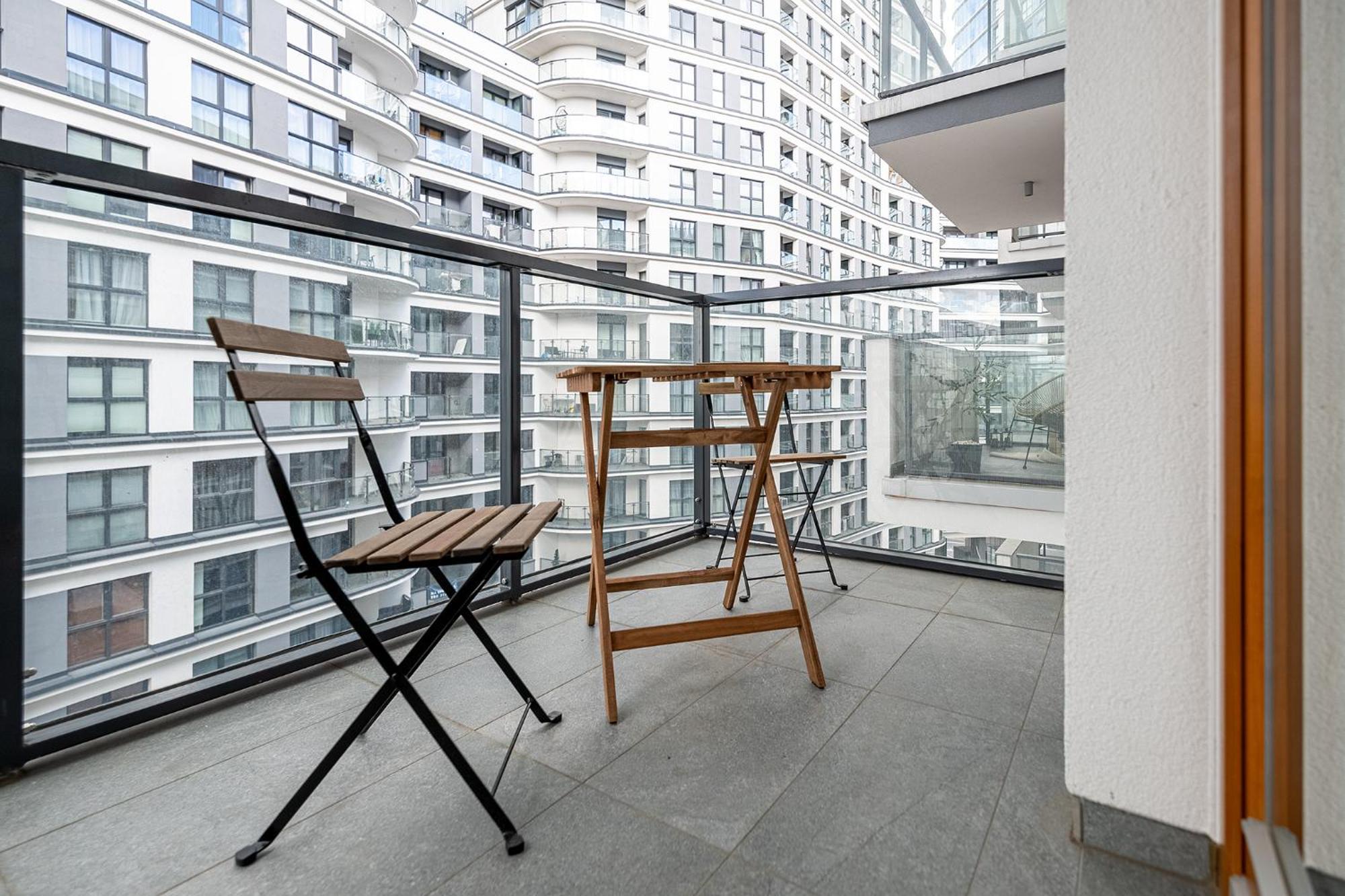 Rentplanet - Apartamenty Kasprzaka Varsó Kültér fotó